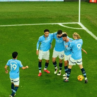 Football Enthusiast, My tweets may hurt you so buckle up °||Foden fan, 4 in a row ⚽💙