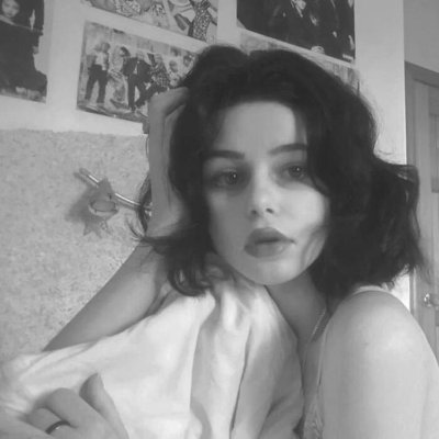 DaniBonita0407's profile picture. #CrunchieOG