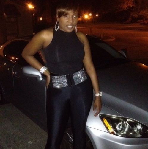 Simplistic_QT's profile picture. Stop looking so hard ... its bad for ur eyes... With Your LOOKING ass....