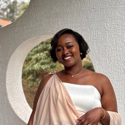 Isa_Teta's profile picture. A mixture of good genes & God’s magic power 🇷🇼 Public Health & Epidemiology 🎓 Libra ♎️ Football ❤️|Red devils ❤️‍🔥| 👻: isateta