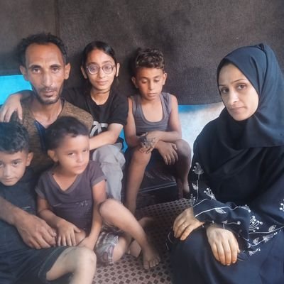 I am Raafat from Gaza. I am fighting for a living and fighting for my blind daughter. Please jump with me and help me. 💔🙏