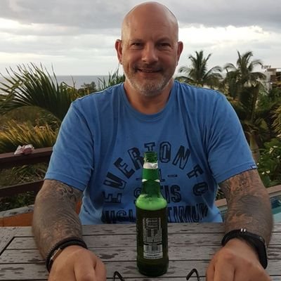 Everton ⚽ & Pink Floyd 🎶🎧.. Dad to 2 working Cockers. Grandad to 3 amazing granddaughters. ST holder in the HD South Stand. Anti-Woke, Anti-WEF & #NetZero
