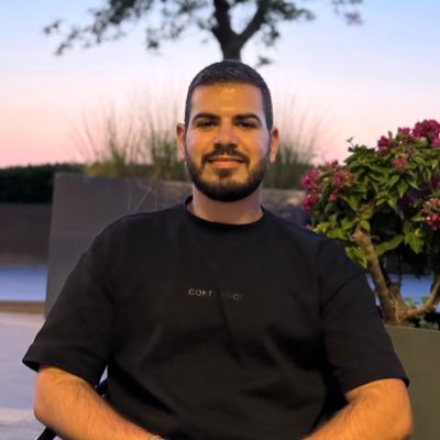 History, books, & football. // Mechanical engineer // Political Science - LU // ܢܗܘܐ ܨܒܝܢܟ