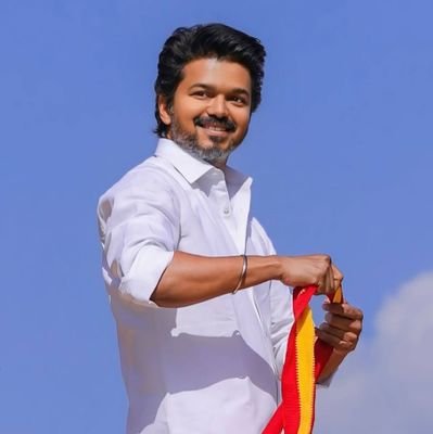 𝐥𝐨𝐯𝐞 ᴍ𝐲 🇯𝐞𝐬𝐮𝐬 ✝️❤️,@Actorvijay anna❤️ @tvkvijayhq 💞
@imvKohli fan 💕