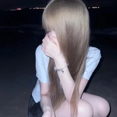 c_ya__n's profile picture. 21