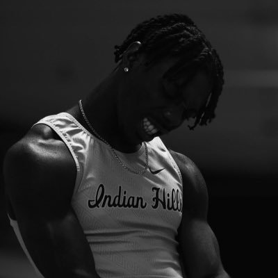Track & Field | 2023| 5’8 150lb |100m 10.79 | 200m 21.38|400m 47.92|marshaem15@gmail.com | https://t.co/T1bZnWWjOb