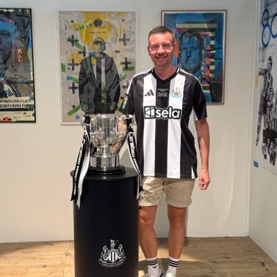 Newcastle United Season ticket holder, “The one who sits in the middle” on @AWSFpodcast #WeWonYaKna and the proudest father.