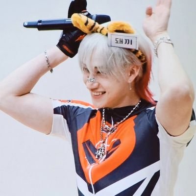 Lvl. 27 || Ao3 as xBlythx || ProShipper || 🔞 minors dni!!! || CENSOR NAMES she/they https://t.co/qGLqKBtY2H