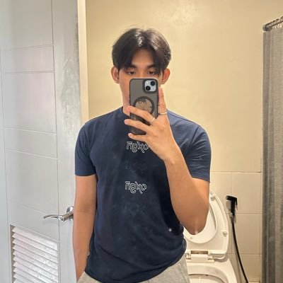 has an emotional vulnerability of a traffic cone | 🇵🇭 🇪🇸 🇯🇵 | 24 | ♋️ | Vers | Pansexual | Theater Actor | DM me on TG: @shibari70 |