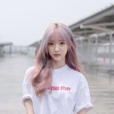 ClaraWilli93320's profile picture. 