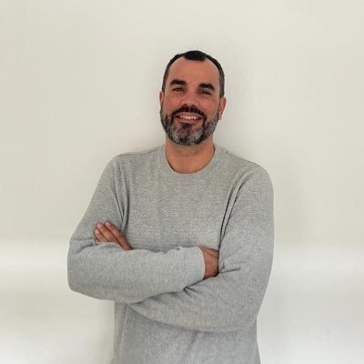 Director de Eureka Psicología (@eurekaPsi) y ABA Almería (@aba_almeria).