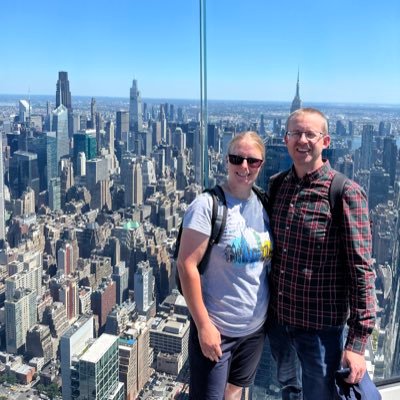 Chlomo13's profile picture. Motto: Just smile and wave! 😊👋🏼