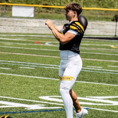 Red lion high school / co2026 / QB / 5’10, 175lbs / GPA: 2.6 / phone: 717-668-9354, email: plattsmason8@gmail.com