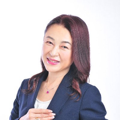 誰かの役に立ちたいが、毎月の売り上げに変わっていく。価値を届ける商品設定・やりがいと感謝・想いが仕事になる人生をあなたに導くそんな私は・・・↓↓↓
