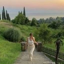 Fraulou988619's profile picture. 