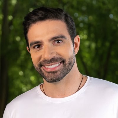 💙 Prefeito eleito de Belém📍 Deputado Estadual | Reeleito +71 mil votos 👤 Fui Secretário das @UsinasDaPaz 👥 2x Vereador de Belém