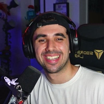 dami1zz's profile picture. 💜Twitch Partner 👑600 LP Peak