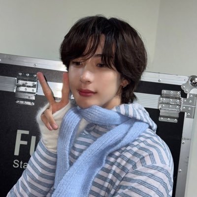 neo8087609's profile picture. 찬영아 너 애기야?