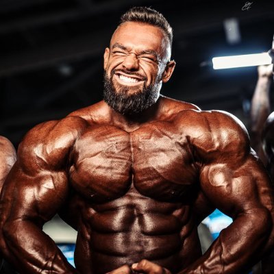 I write stories about shredded muscle lads in shiny posers. 💪🏻🙈 Author of