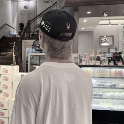 𝙈𝙅𝙖𝙮𝙇𝙚𝙚 ‣ ✘ Profile