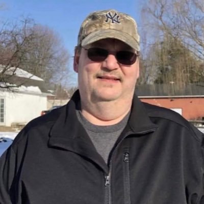 I'm Mike weirsky,the New Jersey mega lottery winner,l'm giving $50,000 to any of my lucky followers