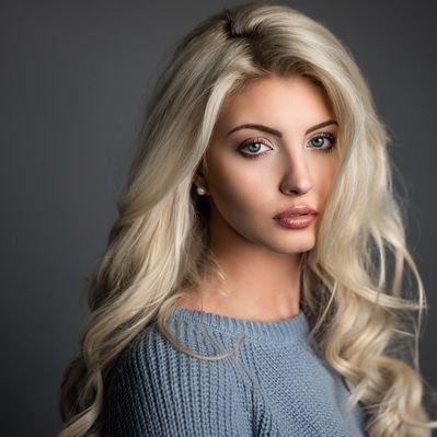 Crypto #influencer & NFT Promoter | Shiller & Investor. NFA ✨DM For Business #LUNC ✨ #BTC'. #DYOR 🤝#USTC #BabyDoge 4#FreeSignalt.me/ TheMoonHailey