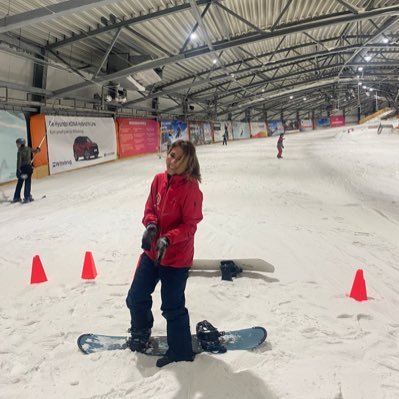 MaryamAhmadi_31's profile picture. Trying to be good to myself and humanity………………