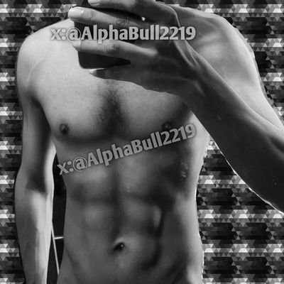 6-Pack-Abs/
6.8 inch (it's still growing)/
Unmatched Power & Stamina/
Experience of 2.5 yrs/
Non Paid/
Gentleman in behaviour & Beast in Performance.