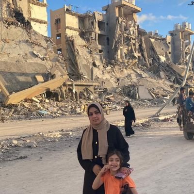 Mom of 4 Children from Gaza Free Palestine 🇵🇸
Help me to Save my Children's Life •
You Can Donate here 👇