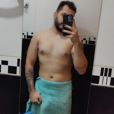 Packs disponíveis 🔞 | 27 anos | bi | interessado chama dm. Available packs 🔞 | 27 years old | bi | interested, DM me