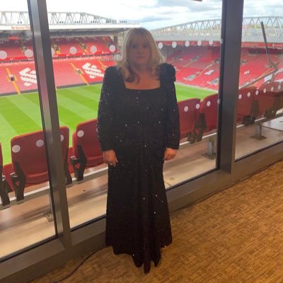 Daughter, Sister, Auntie, Friend. Liverpool supporter. Love Rome