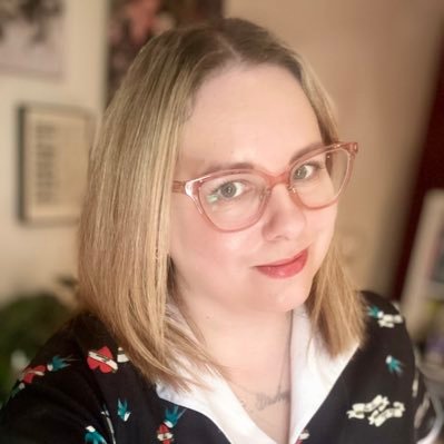 Lefty loudmouth. Feminist. Book nerd. Slow runner. Slower writer. Chaotic @RMTunion trade unionist. Opinions entirely mine. 📚77/70.