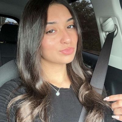 Book Nerd 🌹 • Avid Reader & Story Explorer ✨ • Host and a proud member of the 2k+ Book Lovers Community ❤️ #authorsupport & Sharing Reviews 😀...
