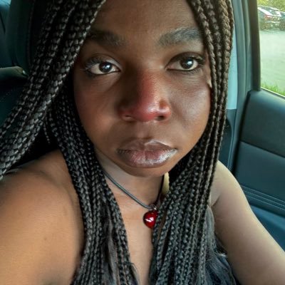 aglaisiobox's profile picture. i know everything