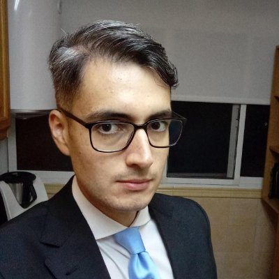 Es la tercera cuenta que me hago porque Twitter me ha cerrado dos por suplantación de identidad.