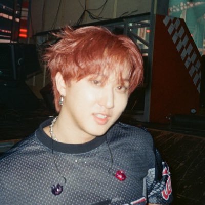#창빈 stay⁸ 𖤐 ‘01 liner 𖤐 i’m messed up in my head