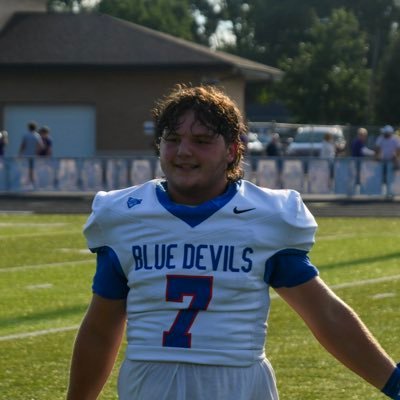 17 205lbs/ Pcc/SHS 2026 LB/OL/LS 3.7 GPA/Squat 500*1/Bench 245*1/ 419-351-7919/Football/Cheer