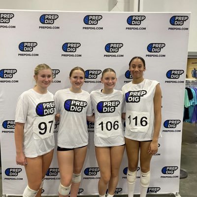 Center Grove| CCVC 15 Black| Setter|#1| class 2028 insta: avajones_volleyball