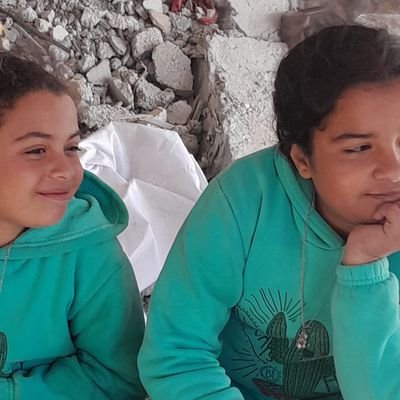 Do not leave us alone in these difficult circumstances
#VerifiedByRadioWaterme
a family in gaza needs donations, please donate
https://t.co/bCqHf1Fgb8