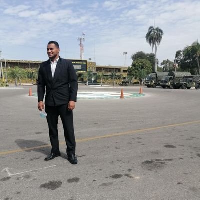 Solo soy un pedazo de barro en las manos de Cristo.