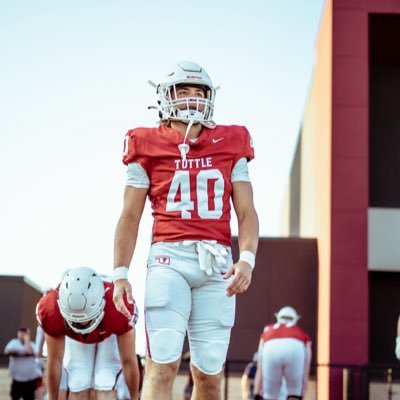 WKohmescher's profile picture. @TuttleFootball | Class of 2027 | 6’1 | 195 | linebacker/te | 🏈🏀two sport athlete | bench-250 |squat-435 | deadlift-475 | power clean-250