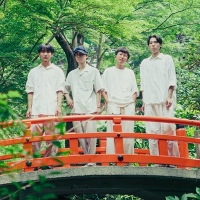 幻想と音楽。 gt.vo【@otokatosky】 gt.【@GTSoliloY】 ba.【@masa_hitobass】 dr. 【】【#そろろぐ】メールアドレス→【hitorigotoband@gmail.com】