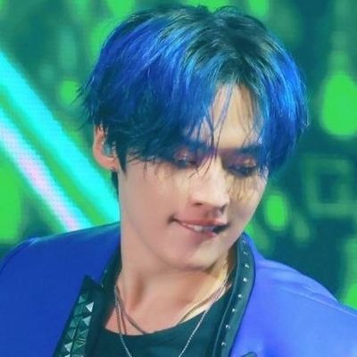 ND 🧠🌈
Fan account ma mi lamento di tanto in tanto di altro《 SKZ OT8《 INTP《
BIAS: Lee Know 《AIB (Niragi ❤️ Chishiya ❤️)《'91《 She/Her