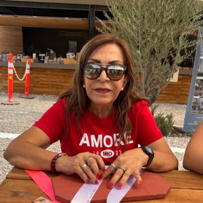 DavilaElena55's profile picture. 