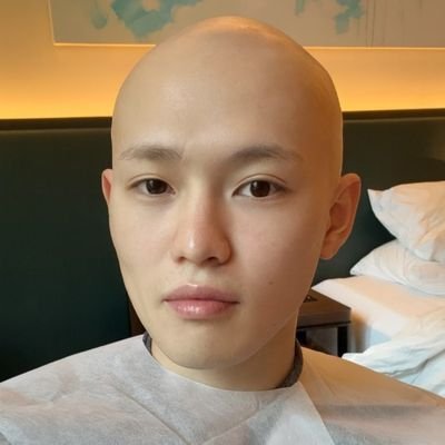 #1 john suh stan #1 young posse enjoyer #1 psy luver #1 gingerbread house hater