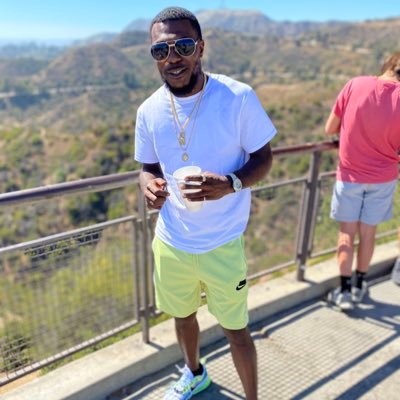 Male Content Creator, NSFW🔞. DM to collab 💰only! (Straight Male)