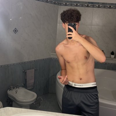 fillofilloo's profile picture. 