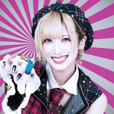 【@bokuli_official】僕と契約してライヴ信者になってよ。2025年2月デビュー!りーだー【@CANDYMONSTER__】CANDY MONSTER兼任🪄アイドルがすきっ/ファン名称:#オロナ民