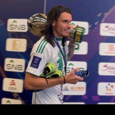 MhmdMwsy22894's profile picture. الاهليي ثم بعدها كل شي 💚✋🏻.