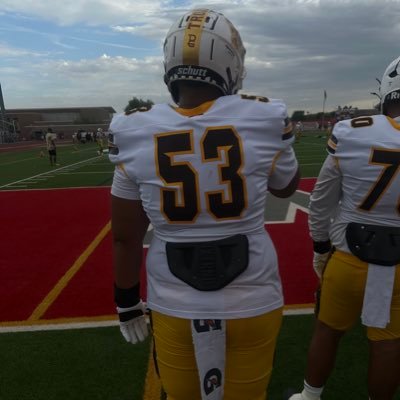 || 6’2, 260lb OG/T || Mililani HS 29’ || GOD IS ALWAYS GOOD! 📨 asatimoteo28@gmail.com
